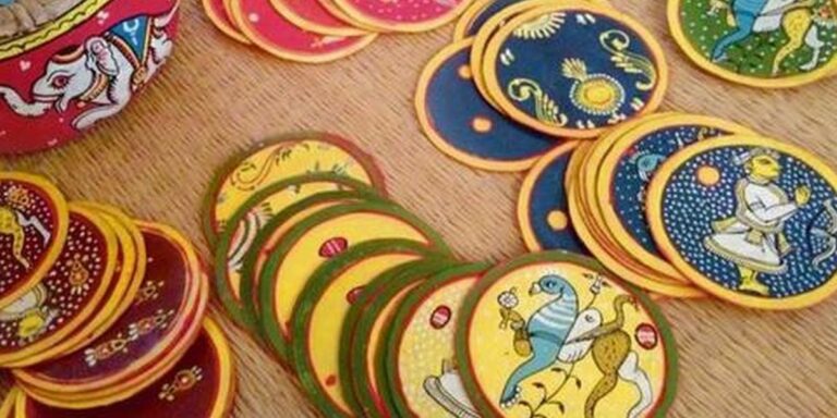 Les jeux de cartes Ganjifas : une histoire culturelle et ludique