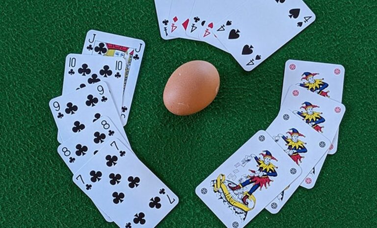 Guan Dan : Le lancer d’œufs, jeu de cartes venant de Chine